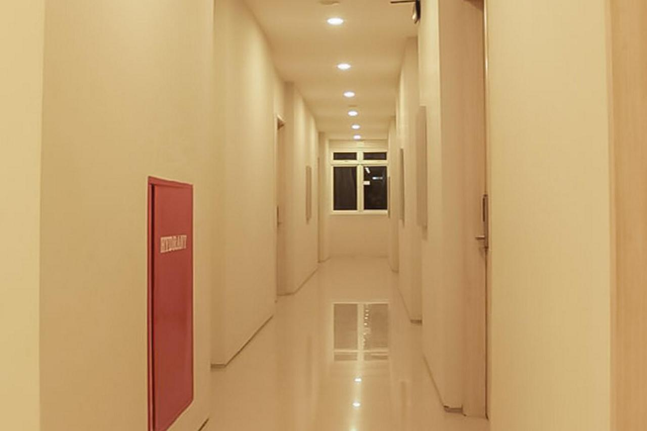Hotel Mutiara Mitra Reddoorz Padangsidimpuan المظهر الخارجي الصورة