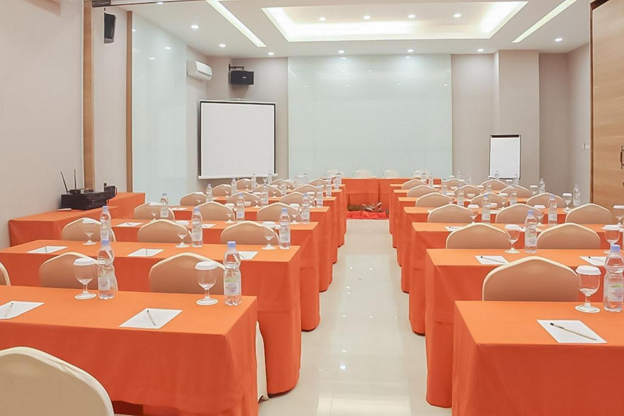 Hotel Mutiara Mitra Reddoorz Padangsidimpuan المظهر الخارجي الصورة